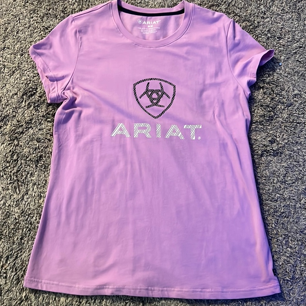 Ariat tee, NWOT